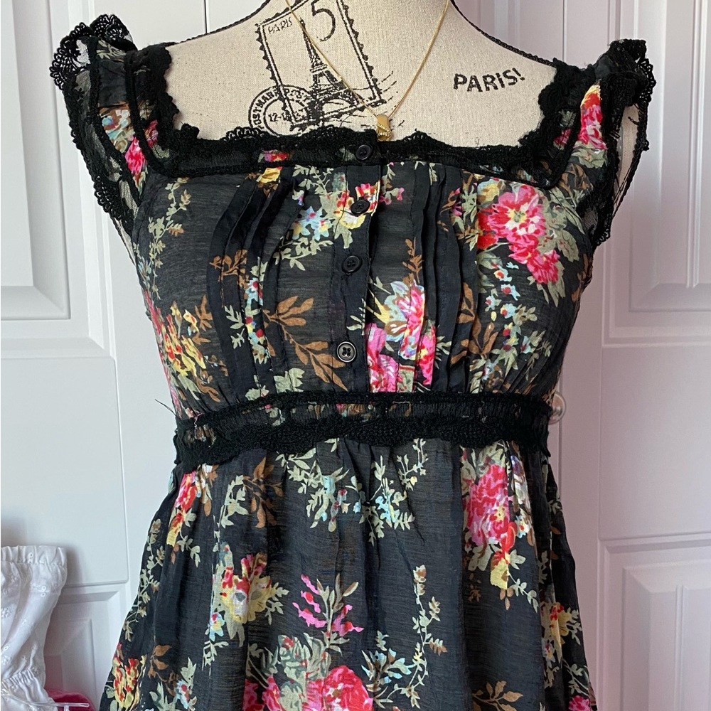 Mine Black Floral Dress with Lace